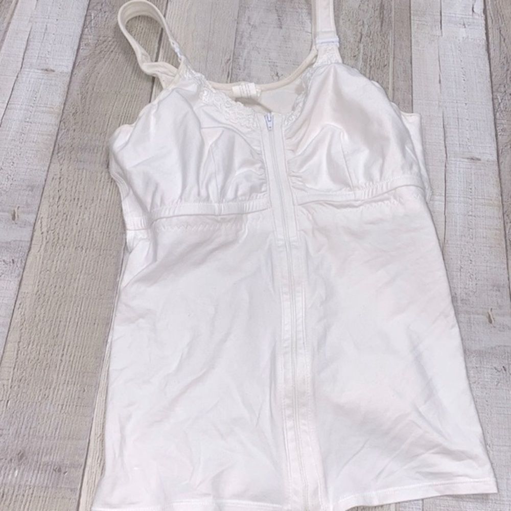 Amoena small C/D white post op surgical shapewear zipper front